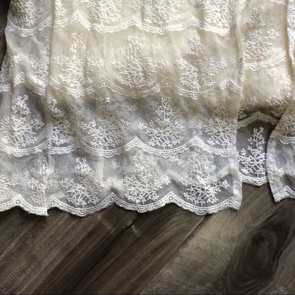 Cream Lace Maxi Dress - Picture 5 of 6